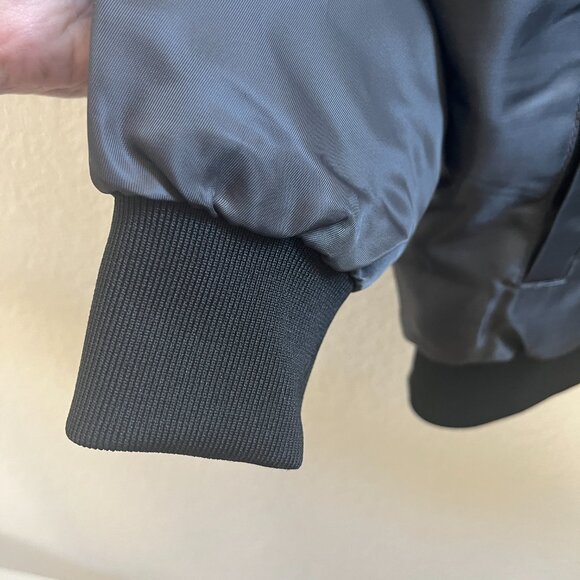 NWOT - Unisex Overwatch League Bomber Jacket - Size L - Picture 7 of 16